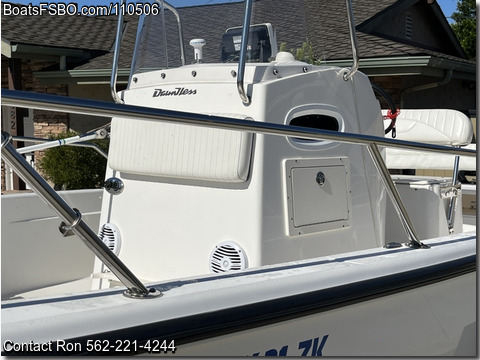 22' 2003 Boston Whaler Dauntless BoatsFSBOgo