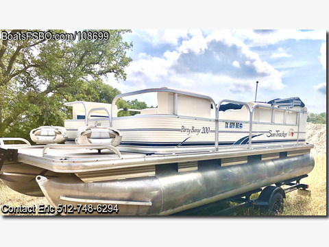 22' 2010 Sun Tracker Party Barge BoatsFSBOgo
